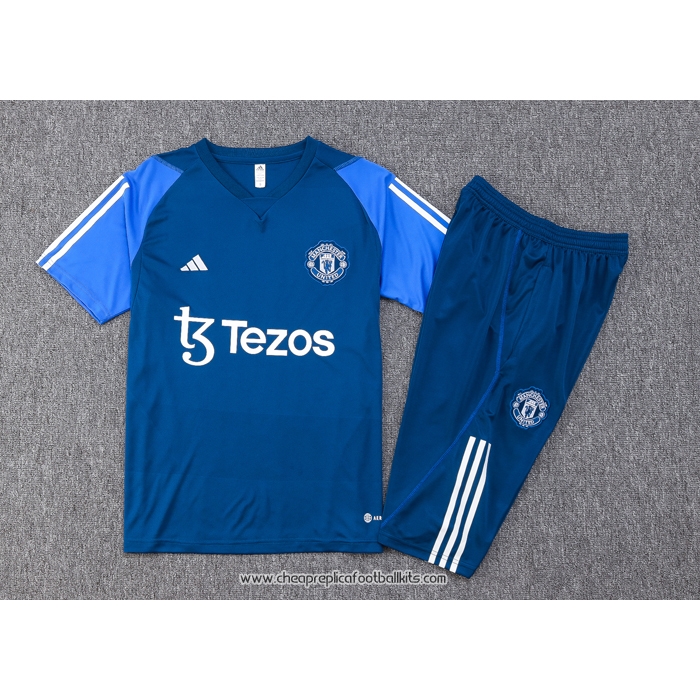 Tracksuit
 Manchester United 2023-2024 Short Sleeve
 Blue
 - Shorts

